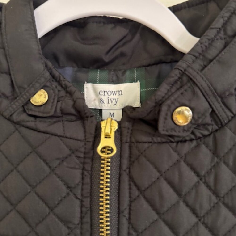 Crown & Ivy Black Quilted Vest Plaid Lining Medium NWT - Picture 4 of 9